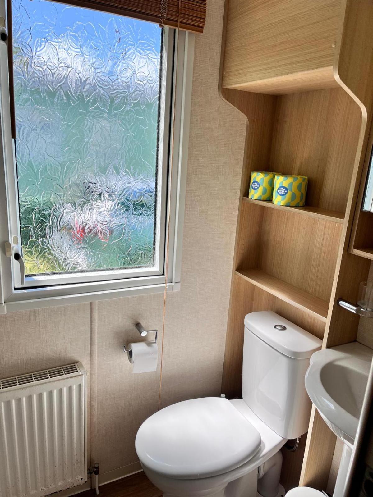 Van Number 123 Beautiful Caravan Sleeps 4 Aberystwyth Zewnętrze zdjęcie